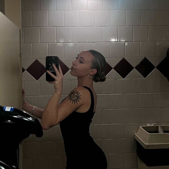 Meet your Posher, Payton - Picture 3 of 4